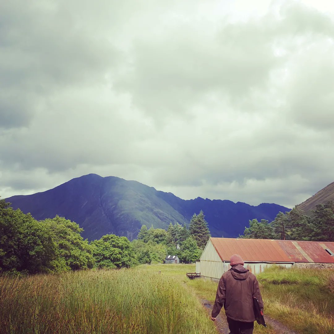 It was absolute treat to be shown round the excavation by @EddieCStewart - I could have stayed there for the whole week! 

You can find out more about their work here 👇

…encoeandrannochenvirons.wordpress.com/glencoe-and-ra…

Thanks for making me feel so welcome! 

#Glencoe2023 #ScotlandDigs2023