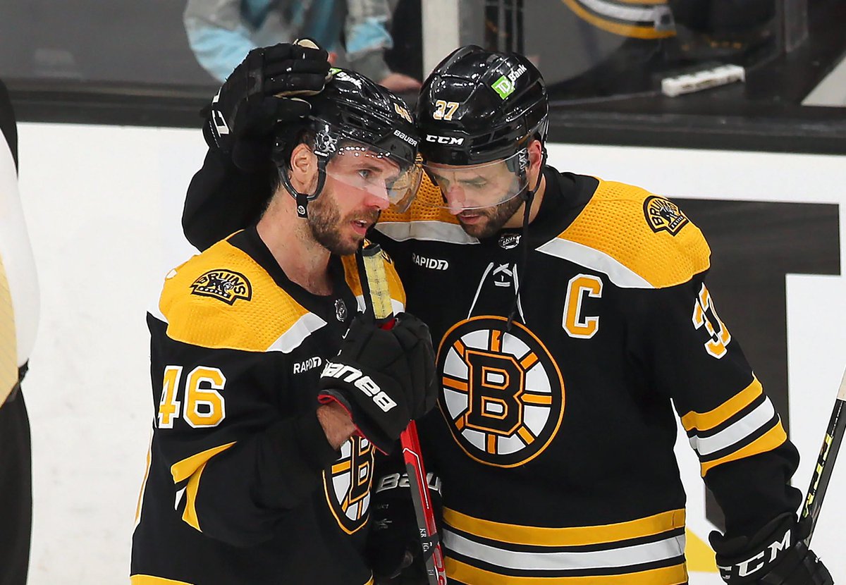 babybergy37's tweet photo. I’m going to miss these 2 so much https://t.co/kbFDMKczqf