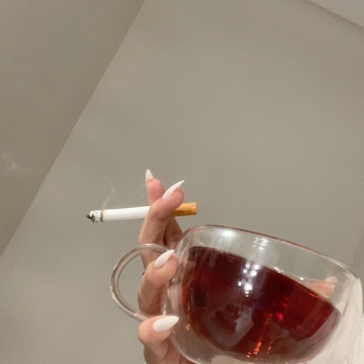 DlEFAlRYX's tweet photo. "procure seu nome no Pinterest e adiciona "Core""

me sinto adoravel https://t.co/r2NHbQkQGu