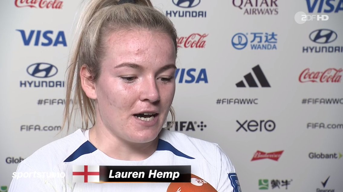 Foetbal247TBG's tweet image. Lauren Hemp: "It was really important to go in half-time level. It was a scrappy goal but we take any that we can. You have always got to be alert in the box, especially as a number nine. It was a proper striker's finish.'' #ENGCOL #FIFAWWC