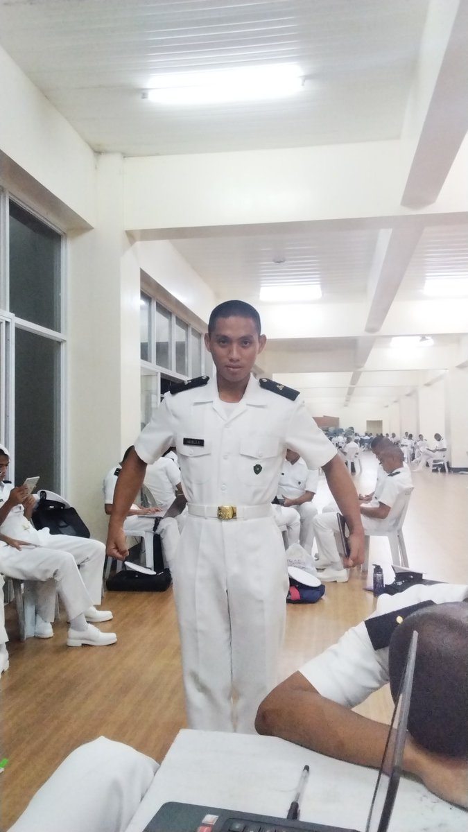 xsekyel's tweet photo. Kunware buhay pa https://t.co/WoKYzGObK4