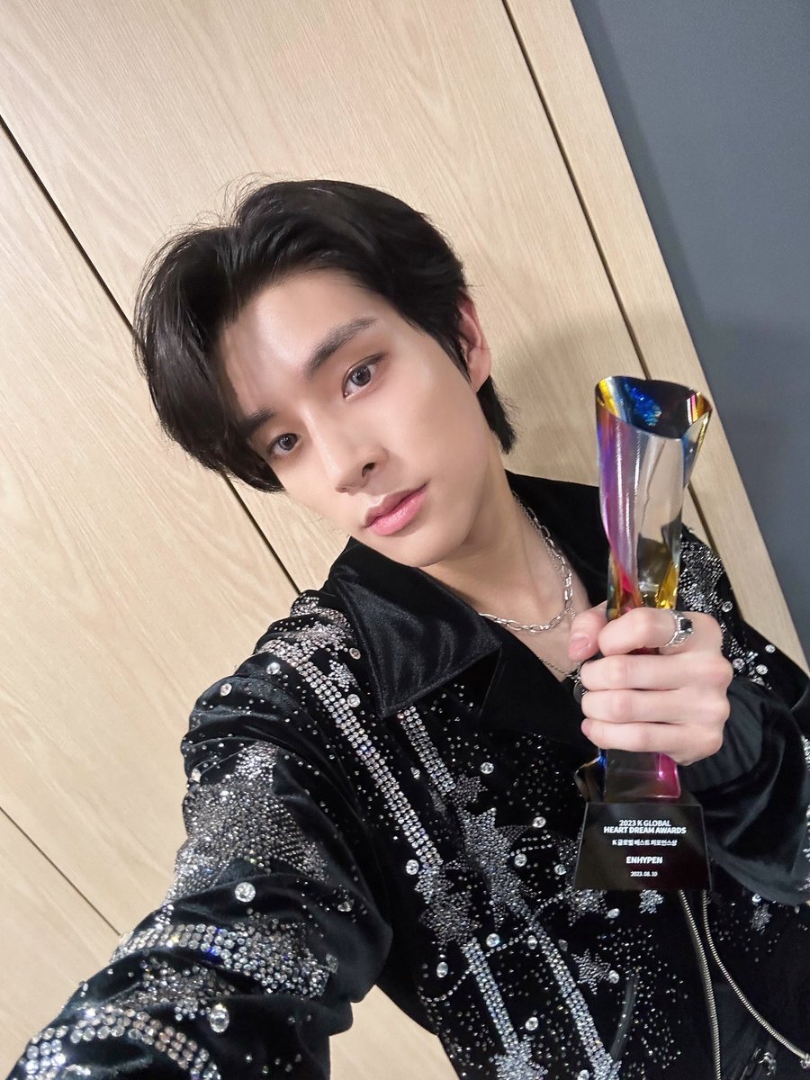 Jaeyunsnim's tweet photo. All because of Engene’s support. Thank you so much. ❤️ https://t.co/DQYIPDjkC5