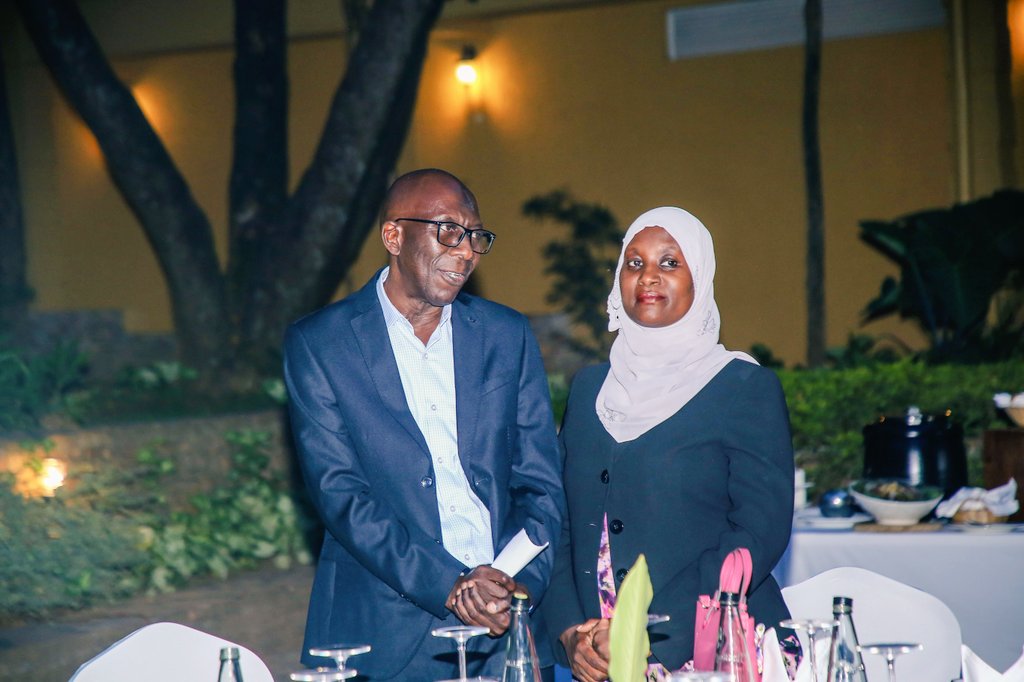 UgandaCancerIns's tweet photo. We held a farewell dinner for our own Radiation Oncologist, Dr. Ahmed Kasumba Luwagga who has retired from active service.
We appreciate your dedication to serving cancer patients and wish you the best in your next endeavors.
#ResearchIsOurResource https://t.co/WVweHfxYtS