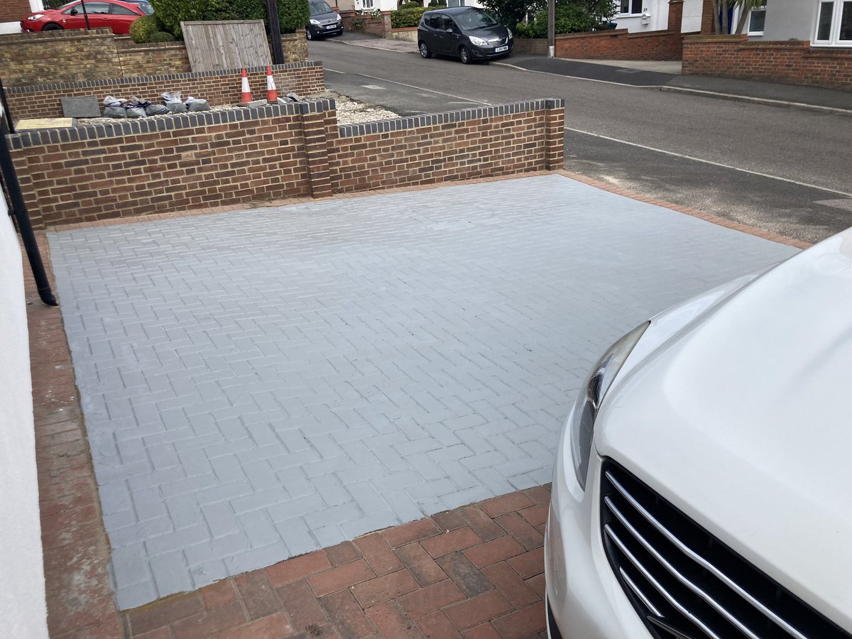 Painted the driveway…

The idea is that not only the driveway looks all clean and newwww but also being that colour (light grey) should reflect some of the heat from the sun back into space.  #DoingMyBit. #ClimateChange.