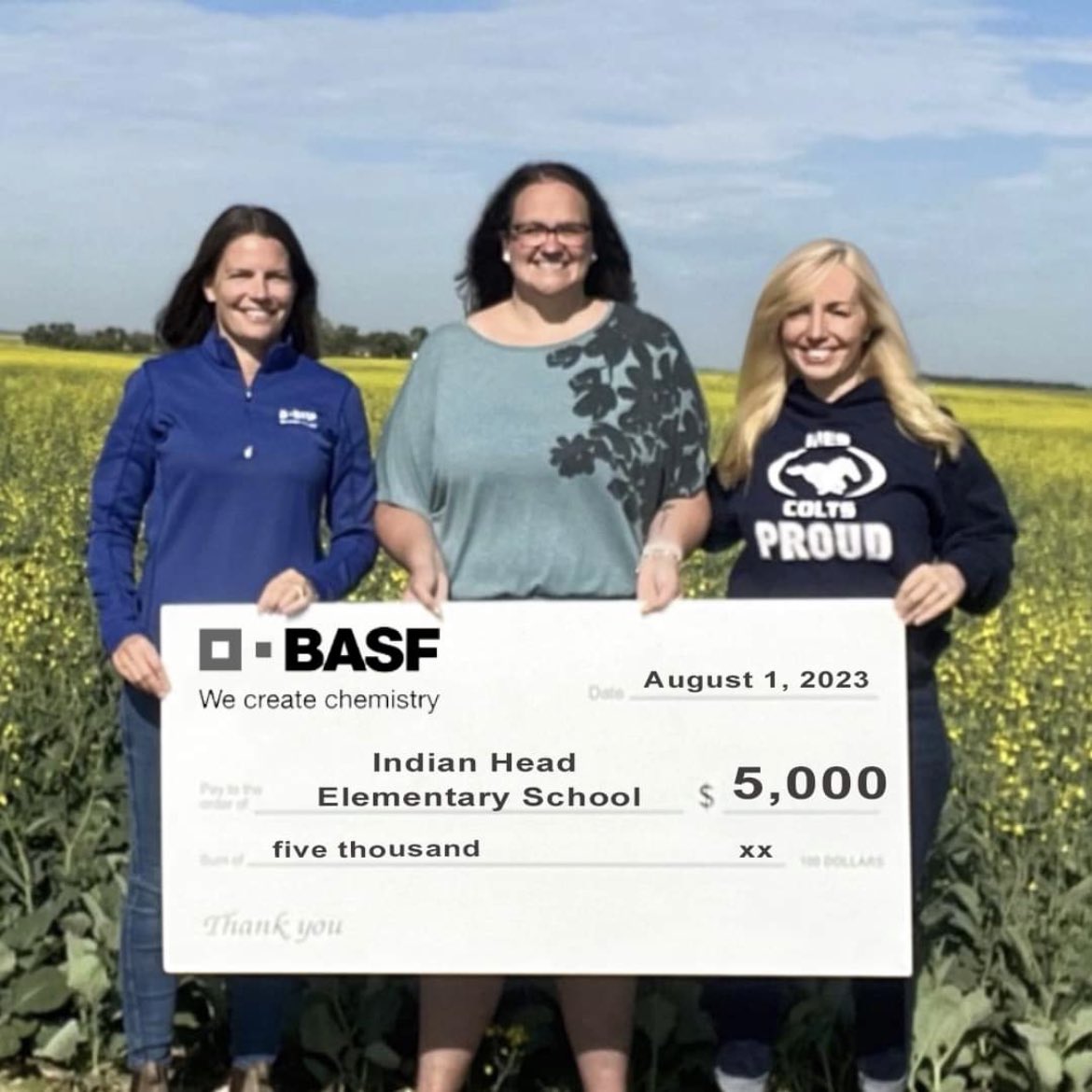 Thank you @BASF for supporting @IHES_Colts landscape project to enhance outdoor learning and play spaces. We appreciate your generosity and are grateful for your support! #WorkingTogether #CommunityPartners @PrairieValleySD