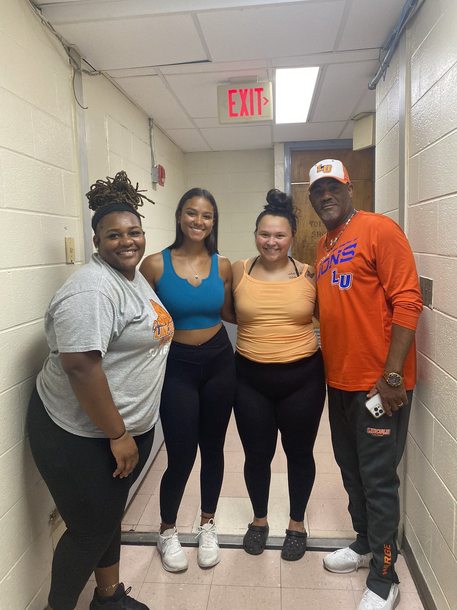 Lincoln University Softball tweet media