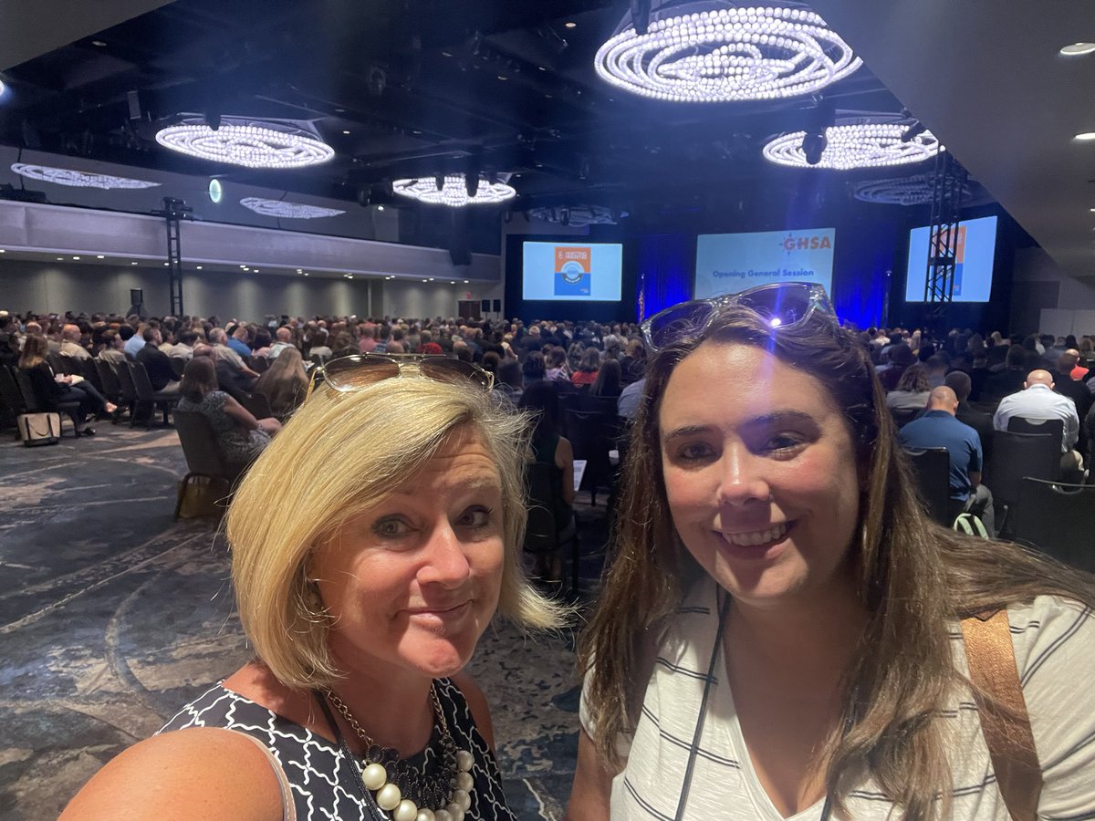kbelokopitsky's tweet photo. Great to Support Kids and Raise awareness at the Governors Highway Safety Conference! Proud to have a traffic safety program for students in partnership with @GovKathyHochul NYS Traffic Safety Committee! @NYSPTA @GHSAHQ https://t.co/0ZnCMg8AeU