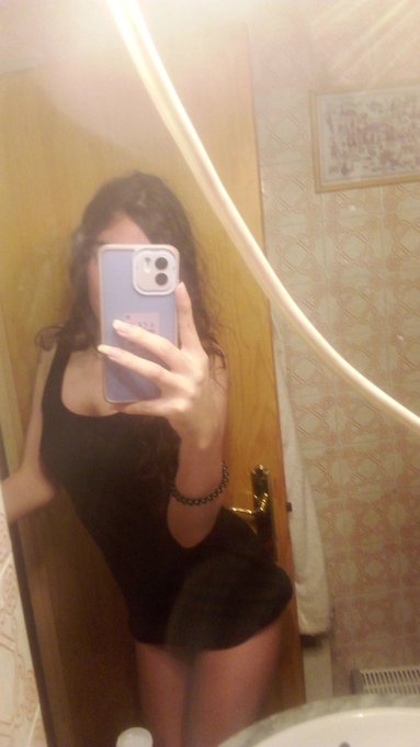 Quieres ver c&oacute;mo me queda el vestido por detr&aacute;s? https://t.co/NVNo61BxhG<a href="/tag/porno"class="tags"><span>#porno</span></a><a href="/tag/pornhub"class="tags"><span>#pornhub</span></a><a href="/tag/culo"class="tags"><span>#culo</span></a><a href="/tag/xvideos"class="tags"><span>#xvideos</span></a><a href="/tag/loyalfans"class="tags"><span>#loyalfans</span></a><a href="/tag/on"class="tags"><span>#on</span></a>