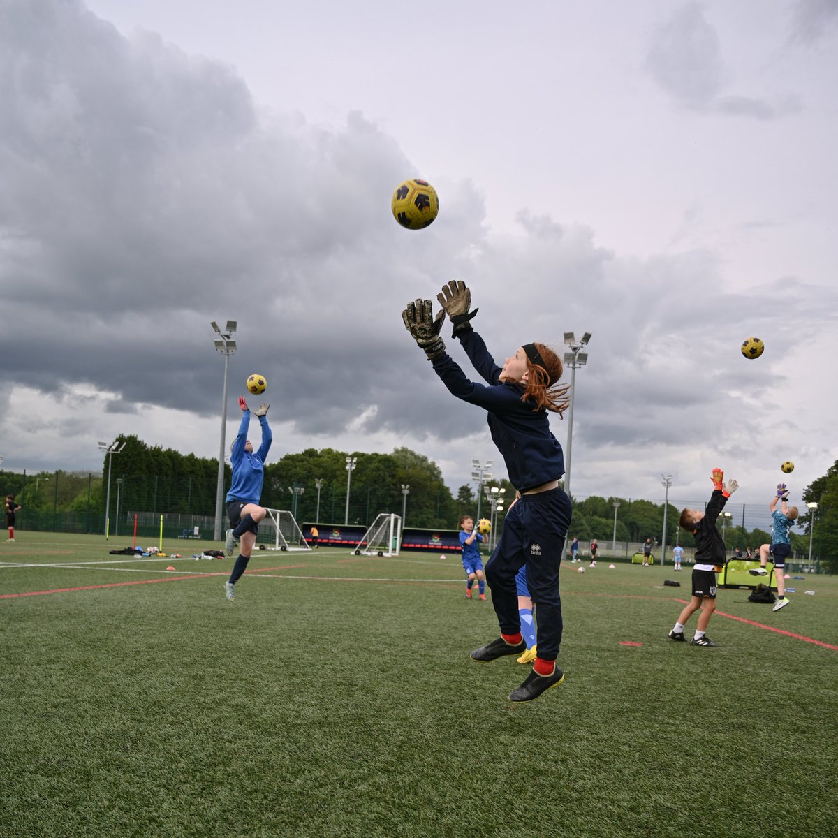 ProLevelAcademy's tweet photo. GK Group U11โs - U15โs ๐งค
๐๏ธ Tuesdays
โฐ 7pm - 8pm
๐Keele University
Book your free taster session now ๐ช
https://t.co/mEiV4aGTPH
#ProLevelAcademy #PLA #Conlon #Smith https://t.co/j7M4TebUWs