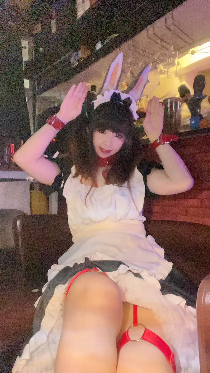 AmaiNene0000's tweet photo. Maho Rhythm 當值中💜
🥃🍸🥃🍸🥃🍸🥃🍸🥃🍸🥃🍸🥃
Maho Rhythm
地址:旺角登打士街43號A-G達利商業大廈3樓B室
#hkcafe #香港樓上cafe #香港酒吧 #hkbar #hkbartender #hknightlife #hkgirl #hkcoser #hkcosplay #b,#hkmaidcafe #maidbar #cocktail #hkgirlsbar #香港女僕 #香港調酒 https://t.co/LRlNUH2DS3