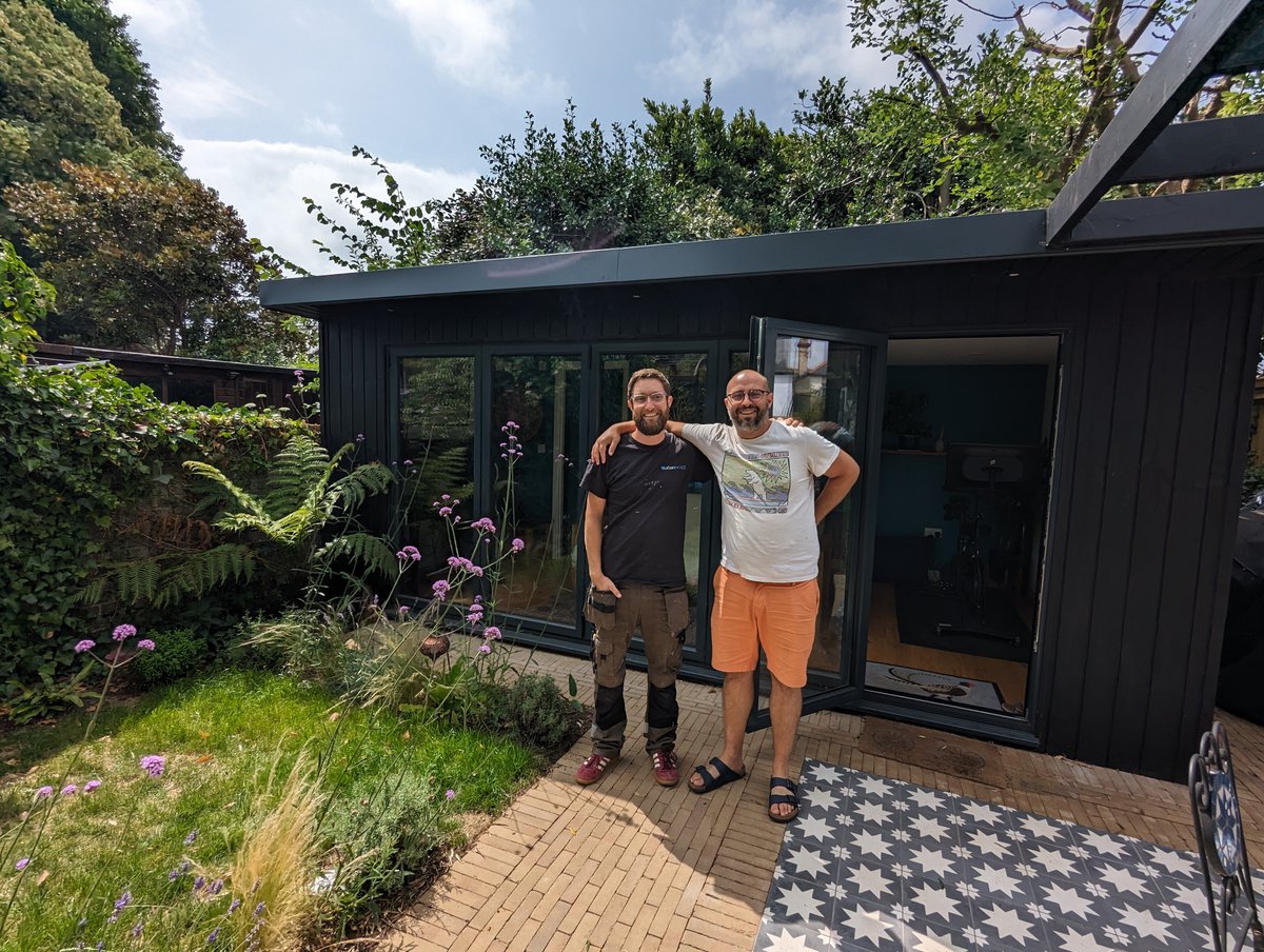 urbanescapes's tweet photo. Nestled perfectly in their enchanting new garden is Luke &amp; Zoe's stylish Abri garden studio.

Read all about our latest install &amp; see what Luke &amp; Zoe think of their new stylish space here - https://t.co/sxcWPStd3z https://t.co/6lWZ7vepK1