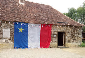 ChristineAlfarg's tweet photo. Le 15 aoĂ»t, #Archigny vous attend aux rencontres et festivitĂ©s organisĂ©es par le @departement86 pour cĂ©lĂ©brer le 250e anniversaire de l'arrivĂ©e des acadiens dans le #Poitouđ«đ·Ă travers son cĂ©lĂšbre musĂ©e acadien. @departementsfr @tourisme86 @P0ITIERS #Vienne https://t.co/Zwa26vuh5M https://t.co/hDJGRvclW6