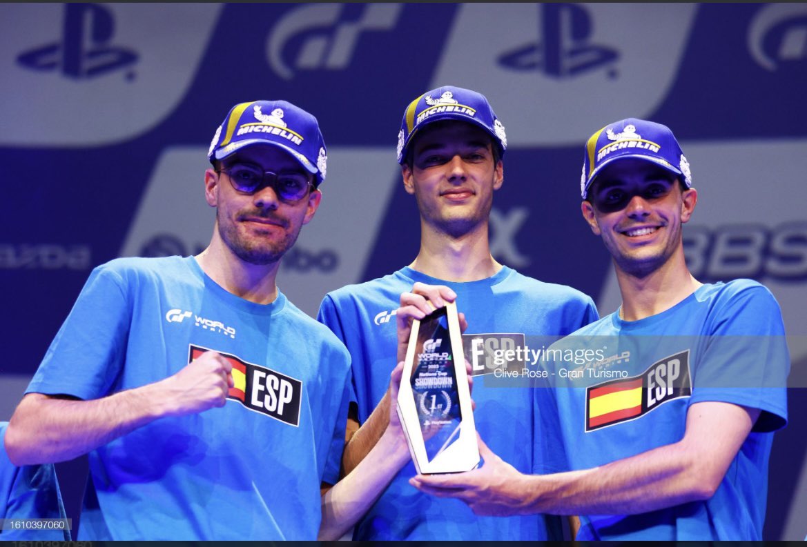 JoseSerrano_16's tweet image. GT World Series Showdown Amsterdam Nations Cup &amp;amp; Manufacturers Cup 2023 Champion🏆🏆

Ha sido el mejor viaje que he hecho en mi vida, tanto en la competición, que ha salido todo a la perfección ganando las 2 competiciones, como fuera de la competición (1/2)