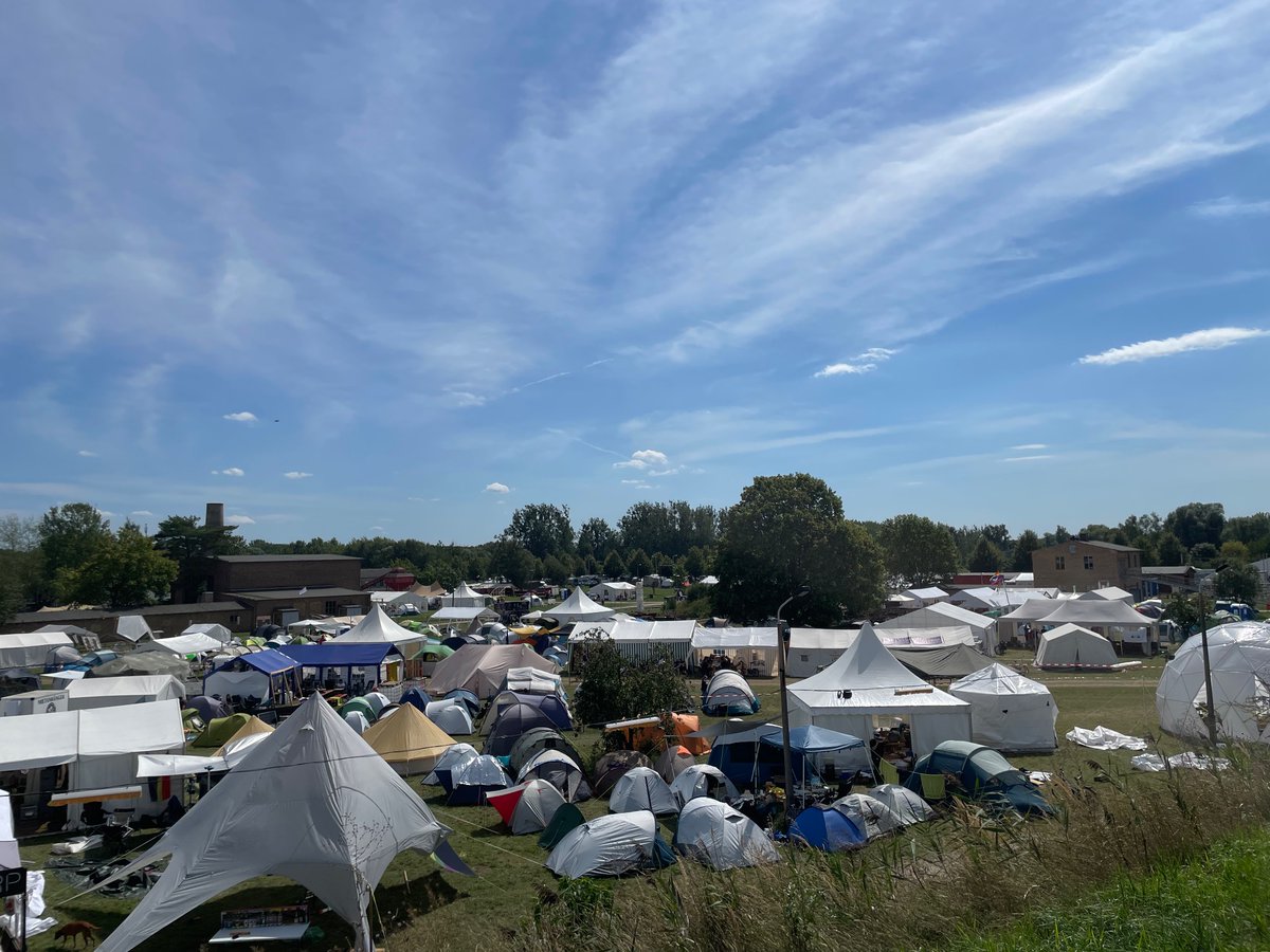 s_unteilbar's tweet photo. Allen Teilnehmenden ganz viel Spaß beim #CCCamp im #Ziegeleipark #Mildenberg! Und viele Grüße und ein großer Dank an das #Village von @jugendhackt. https://t.co/Eszrcrk2NW