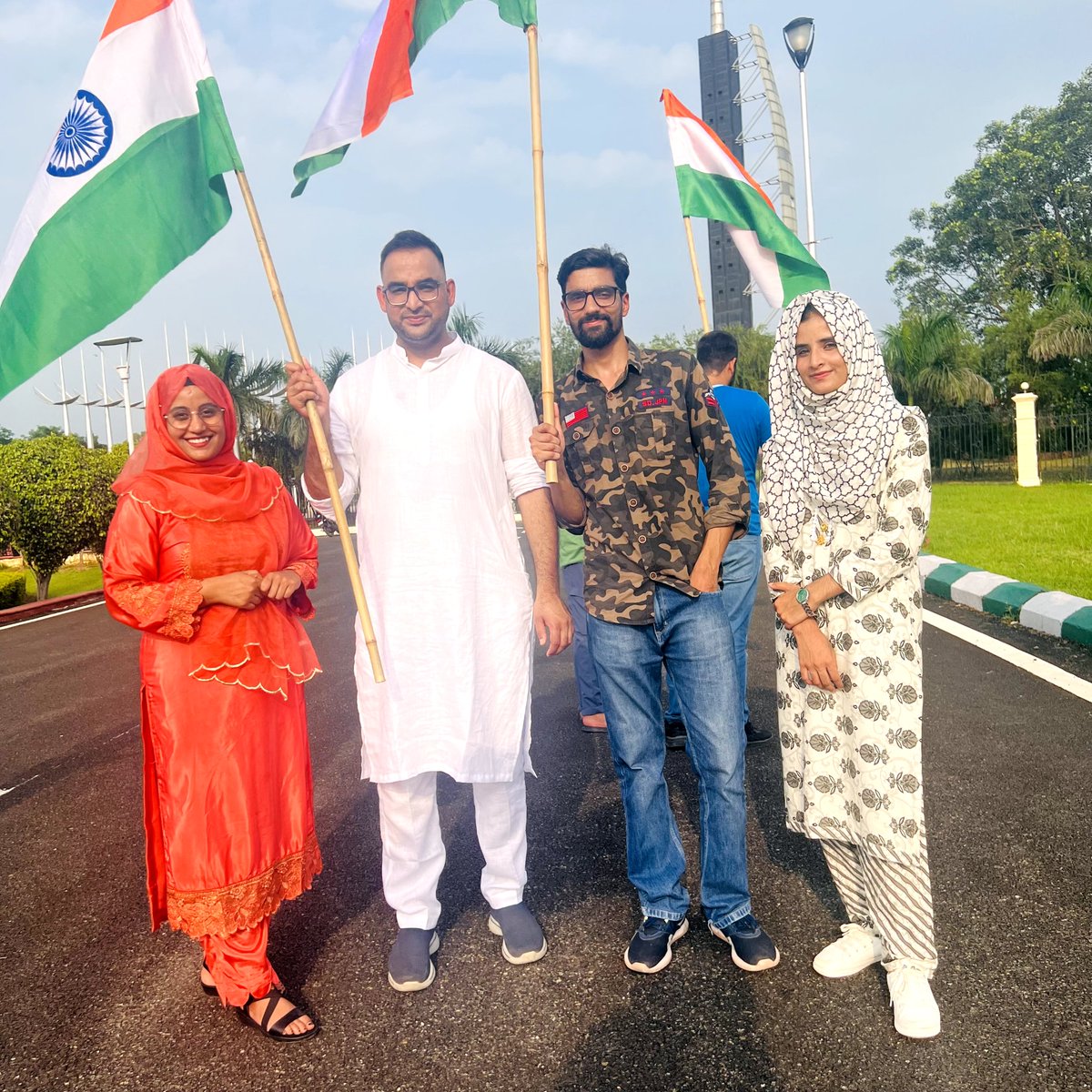 PahariVoice_'s tweet photo. Pahari Qabila organized a #TirangaRally at #Jammu . 
@Maliksohail_jk @RavinderRaina @Ahjazmir_jk @Qazi_Saima19 @Misbah____ https://t.co/ZF9rJeWNXZ