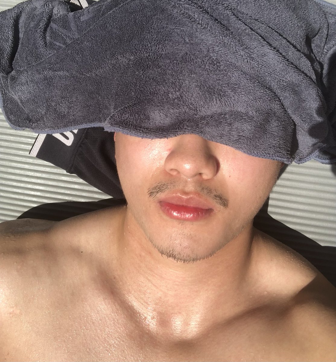 babaWang96's tweet photo. #深圳 #shenzhen #muscle #日晒 https://t.co/Zt5bLat7KS