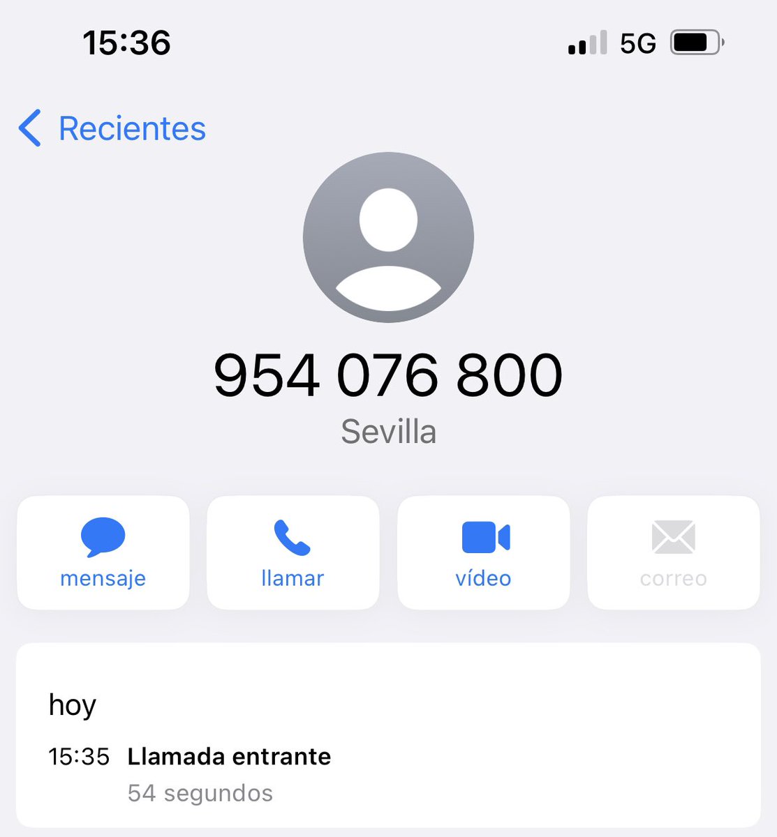 Lluisgisbert's tweet photo. Llamada Comercial en nombre de, lo flipas OnoVodafone! @vodafone_es a las 15:34 de la tarde señores!! Pero claro será algún distribuidor, comercial etc… y dirán que no tienen este número registrado en sus bbdd… @consumidores #llamadas #spam https://t.co/lu2YRbdQBX
