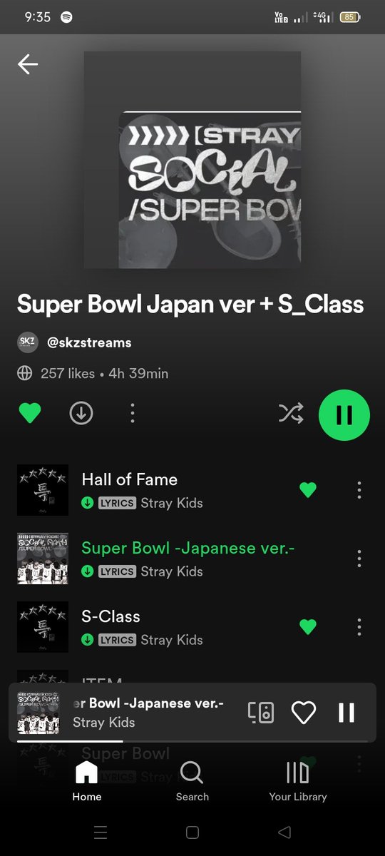 mhyvey_'s tweet photo. lets do this stays,for all the hardwork that skz did to gave us a better music,for all the sacrifices that some stays &amp; bases did for us,lets stream this playlist and enjoy!!fighting 🔥
#Chasing_100MSTARS 
#YouMakeStrayKidsStay
https://t.co/QlUsp0iLkE… https://t.co/MEnjSGxZRc