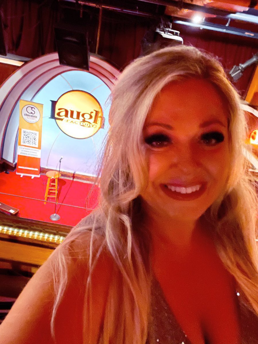 Lauren Rachael tweet media