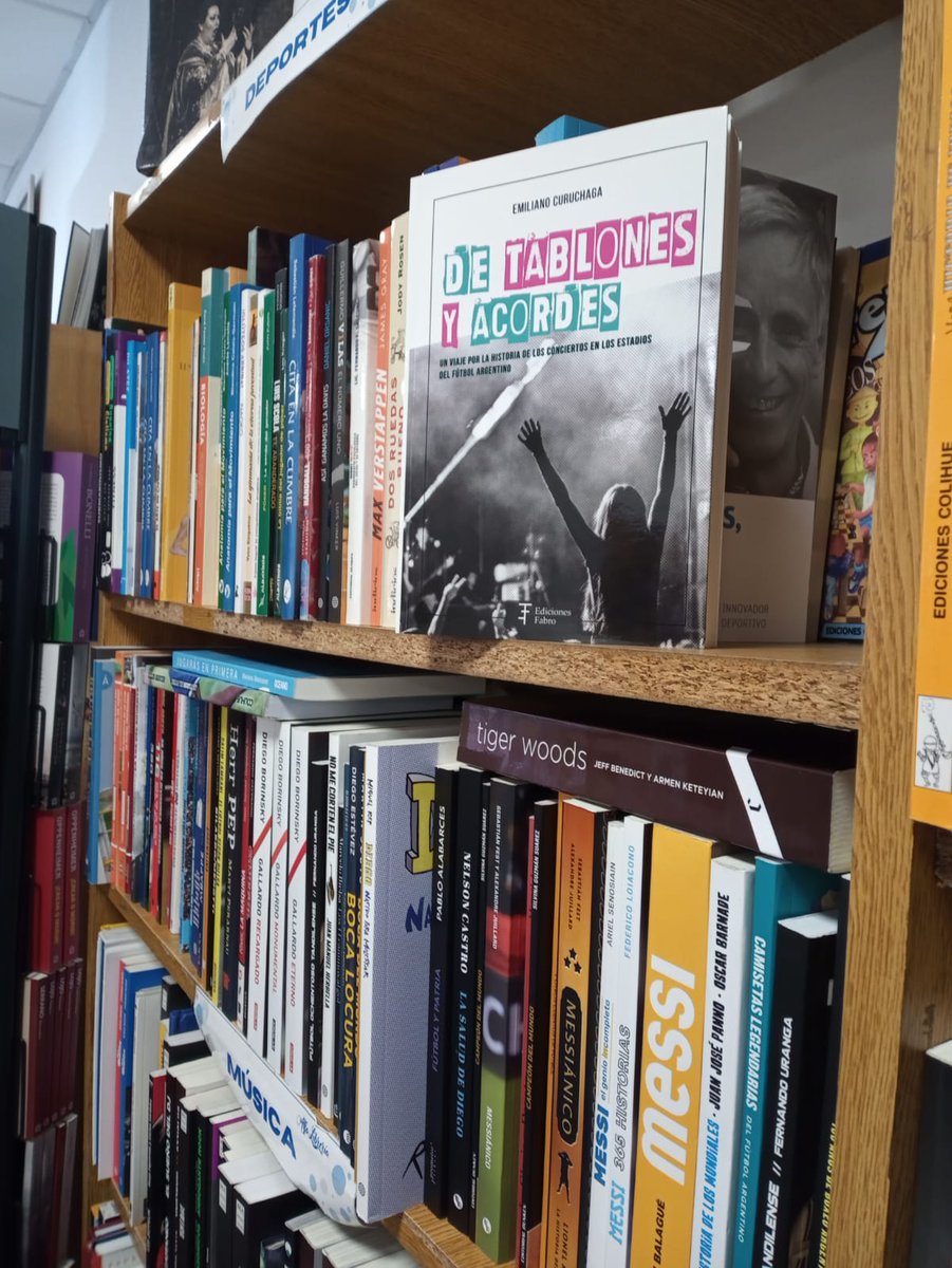 Emi_Curu's tweet photo. De Tablones y Acordes llegó a Tandil 📚🏟️🎶🌄!
Muchísimas gracias @alfalib_tandil por confiar en #DTYA!
Los esperamos en Pinto 736 y en la @FeriaLibrosTand del 18 al 20 de agosto (Mitre 856 - Cámara Empresaria de Tandil) https://t.co/5tfMGXf30z