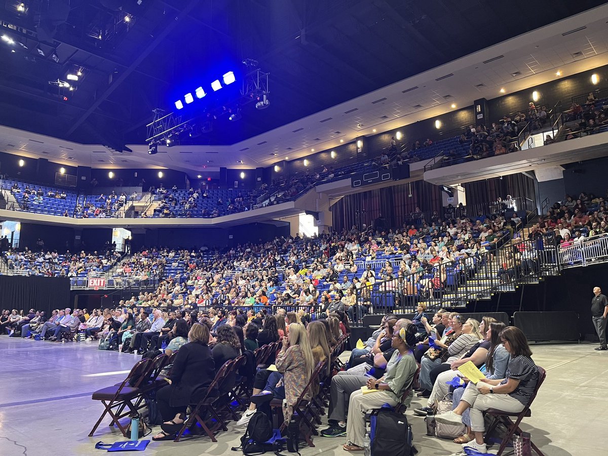 So excited to welcome 1/5 of our CFISD teachers and librarians to the 2023-2024 school year!  They’re simply the best!!#districtstaffdevelopmentday#CFISD spirit#bringingoutthebest