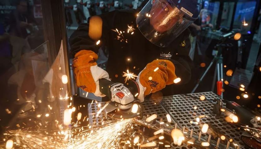 fabricating's tweet image. Check out the more than 500 new products that will be showcased at FABTECH 2023 show floor: thefabricator.com/thefabricator/…

#fabricating #metalfabricating #fabtech