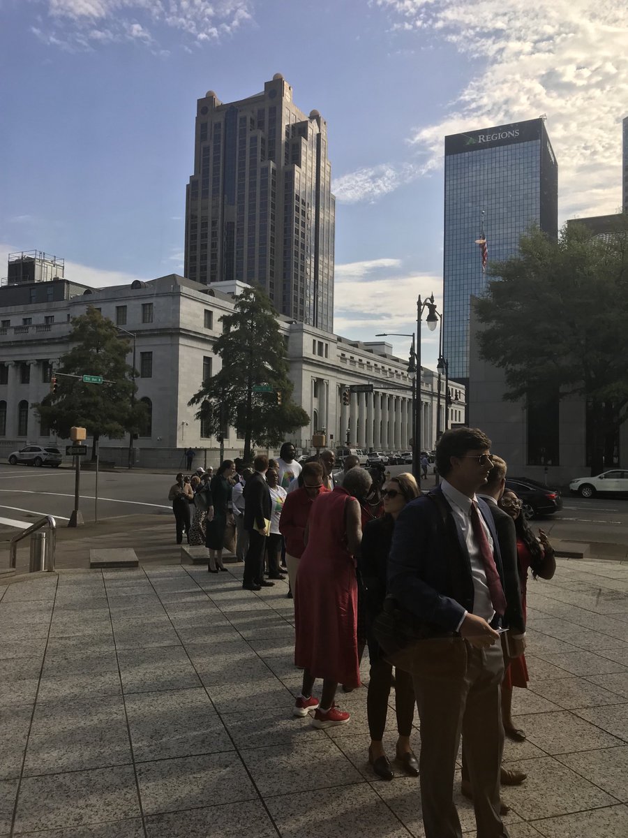 Long line for redistricting hearing at federal courthouse in Birmingham. They didn’t let me cut to the front of the line because I’m a VIP.