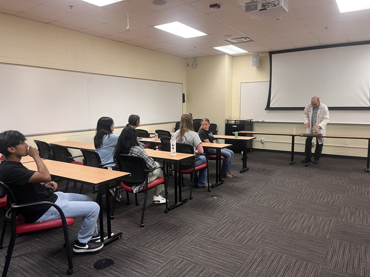 South Garner FFA (@titansffa) on Twitter photo Chapter officer Tour part 2- stopping at Schaub hall for Food Science! <a href="/NCStateCALS/">NC State College of Agriculture and Life Sciences</a> Chapter officer Tour part 2- stopping at Schaub hall for Food Science! <a href="/NCStateCALS/">NC State College of Agriculture and Life Sciences</a>