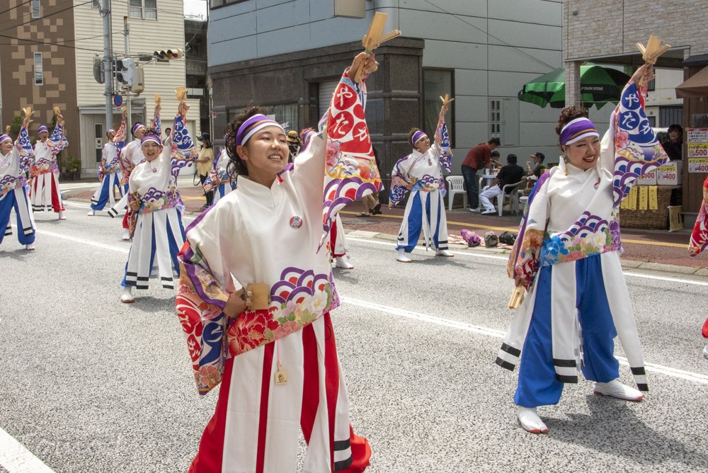 Tomo_Issy's tweet photo. 第70回よさこい祭り
本祭2日目@愛宕競演場
よさこい塾・ありがた屋さん

#よさこい祭り2023
#よさこい
#よさこい塾・ありがた屋 https://t.co/rVYcIlvtAY