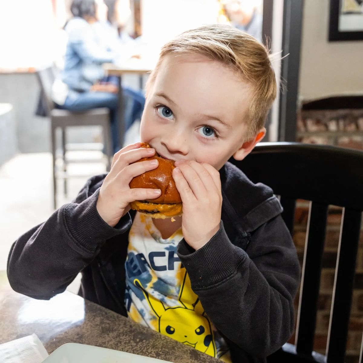 Shenanigans Irish Pub & Grille tweet media