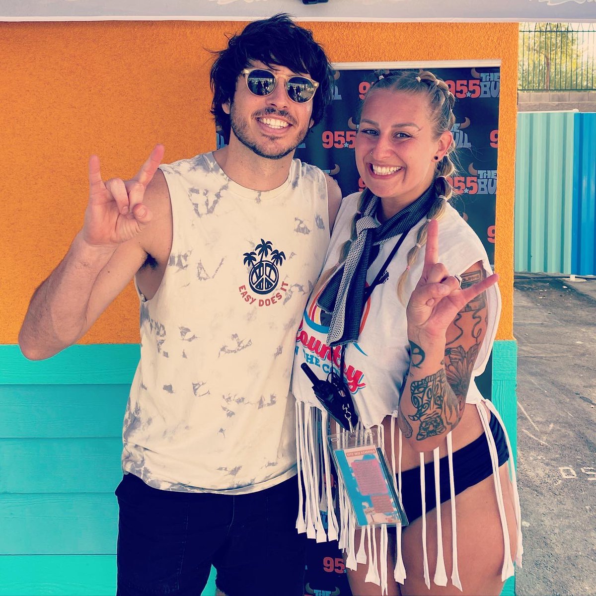 What. A. Day! #LasVegas, you showed UP yesterday at #CITC23! Let’s do it all over again next year, shall we!? PS @Morgan_Evans is a babe. 🤩🤘🏼🧊👙💦 @CowabungaVegas #countryinthecove @955thebull #chapmandcjrlasvegas @JohnnieWalkerRV