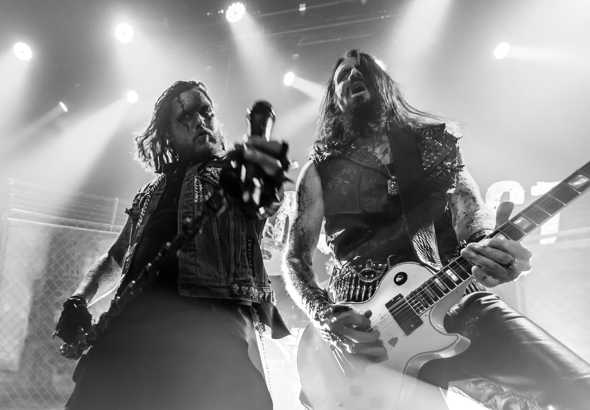 Deconstruct2021's tweet photo. More live dates coming soon! Can't wait to see you all again! #deconstructmetal #heavymetal #postapocalypticmetal #wastelandweekend #hardrock #norcalmetal #socalmetal #deconstructband @joefraulob @bobbyreal @covezen @frosty.the.drum.man https://t.co/oQEHn7Tn1n