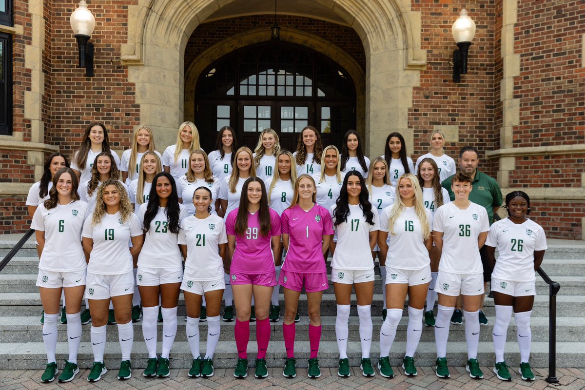WagWSoccer's tweet photo. Your 2023 Wagner College Seahawks! https://t.co/KftRCgEG3F