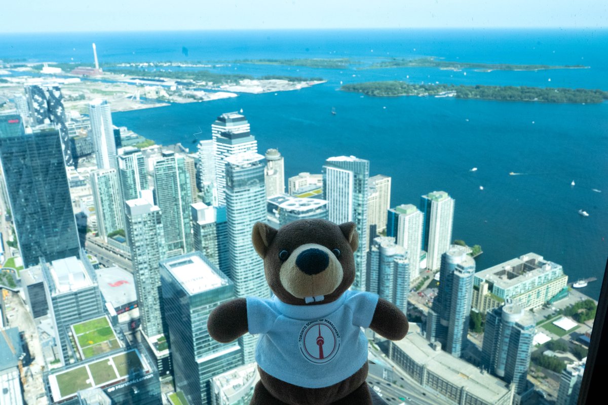 TorontoSoM's tweet photo. TSoM students had a memorable trip to the CN Tower! It was indeed an awesome experience for them, as they enjoyed the view of the city with their TSoM family.
#TSoM #myTSoM #CNTower #CN #Tower #FindSuccessWithTSoM #GetInspiredFindSuccess #Studentservices https://t.co/poT1hxK017
