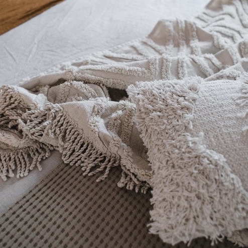 Textures that tantalize the senses. Dive into comfort and luxury with every touch. 🛏️✨ #TheGlampingGroup #TextureTales #CozyCorners