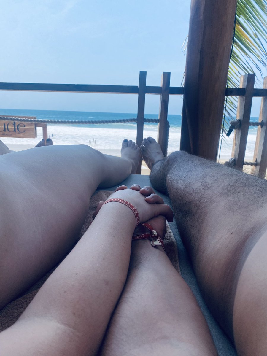 ZipoliteSW's tweet photo. Que mejor motivación para comenzar la semana, que con esta linda pareja. @EllaYotuxgtz 
#ZipoliteSW
#RT https://t.co/kT1Aevf04W