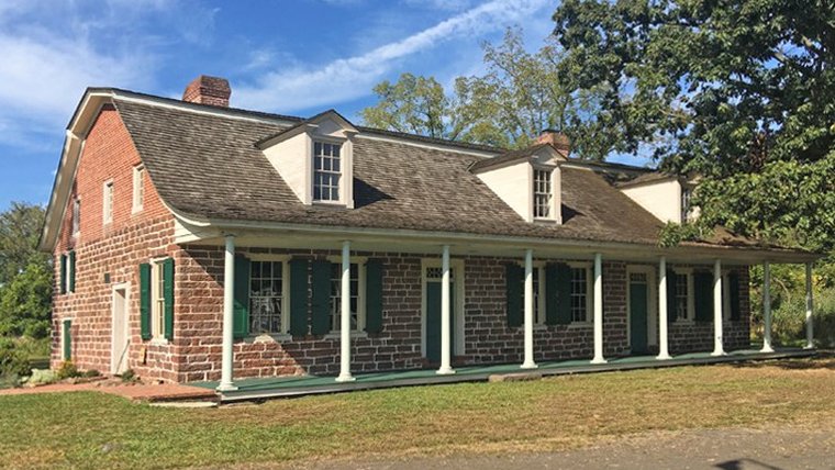 Step back in time at Historic New Bridge Landing, a scenic fragment of the New Jersey Dutch countryside that is famed for its compelling role in the Revolutionary War.

📍 1201 Main Street, River Edge, NJ 07661
🔗 journeythroughjersey.com/sites/historic…