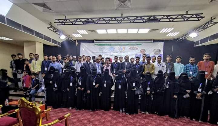 JelanyOmar's tweet photo. #عمر_الجيلاني
يشكلوا الشباب قوة إيجابية لدفع عجلة التنمية عند ت��ويدهم بالمعرفة والفرص التي يحتاجون إليها. ولكن للاسف رغم شحة الامكانيات الا ان هناك نماذج كبيرة جداً من الشباب قاموا بتقديم كل مابوسعهم خدمة لوطنهم لو يتم تمكينهم لكان هناك فعلاً انتقال ونضج فكري للبناء 
#كونوا_بخير https://t.co/x1PyCloc4Y