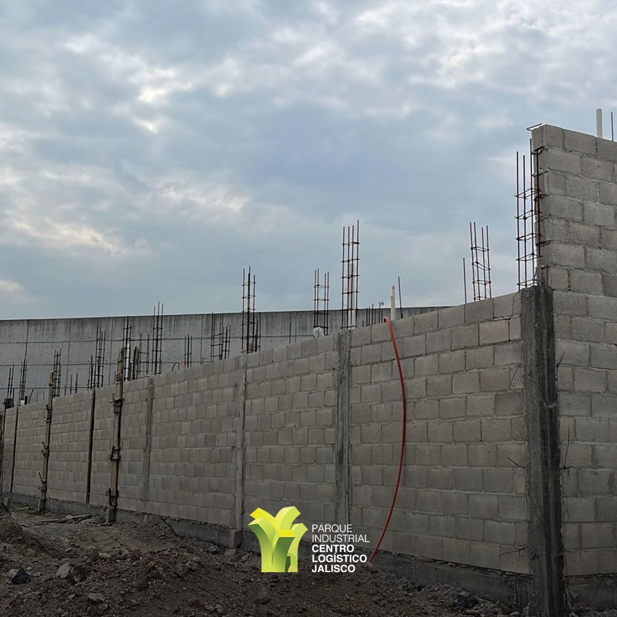 ¡El futuro está a la vuelta de la esquina! Mantente atento para obtener más detalles sobre la inauguración de nuestras nuevas oficinas corporativas en el parque industrial.

#CLJ #ParqueIndustrial #Logística