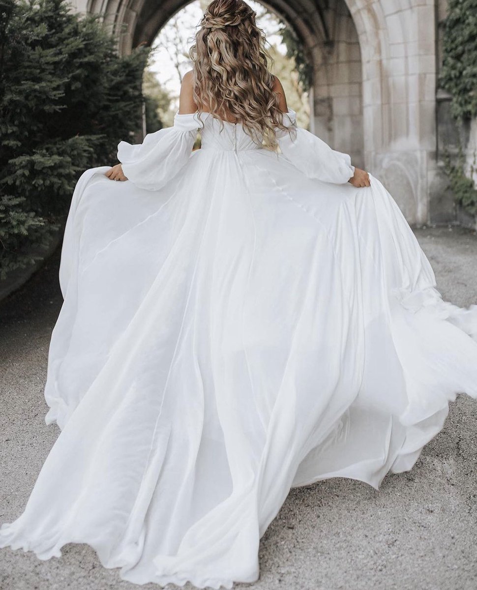 Bridal_S's tweet image. The beautiful Francesca gown - available in both a 14UK and a 22UK to try on! 

bridal-suite.co.uk

#plussize #curvybride #everybodyeverybride #wedding #weddingdress #bride #bridetobe #engaged #boho #bohobride #sayyestothedress #nottingham #woodthorpe #nottinghambride