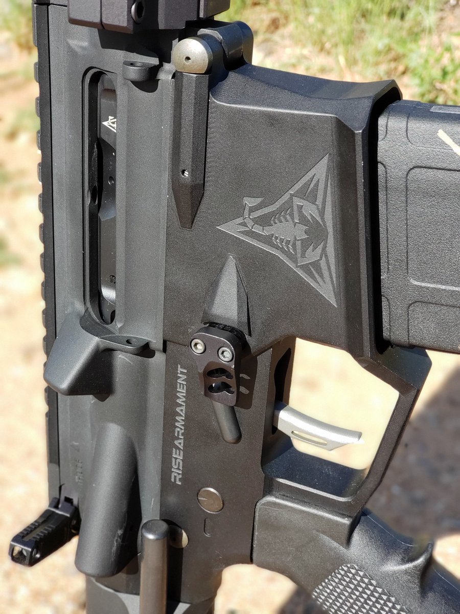 AZWS's tweet photo. Retweet if you love @RiseArmament too! 

#Risearmament #ra535 #AZWS #Shootingforum https://t.co/0Mp2uqwn1y