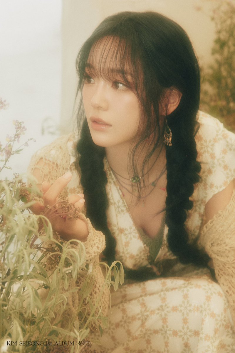 0828_kimsejeong's tweet image. KIM SEJEONG 
1st ALBUM &apos;문(門)&apos; 

OFFICIAL PHOTO &apos;KEY&apos; ver.

🎧 2023. 09. 04. 6PM (KST)

#김세정 #KIMSEJEONG
#세정 #SEJEONG
#1st_ALBUM_門
#20230904_6PM