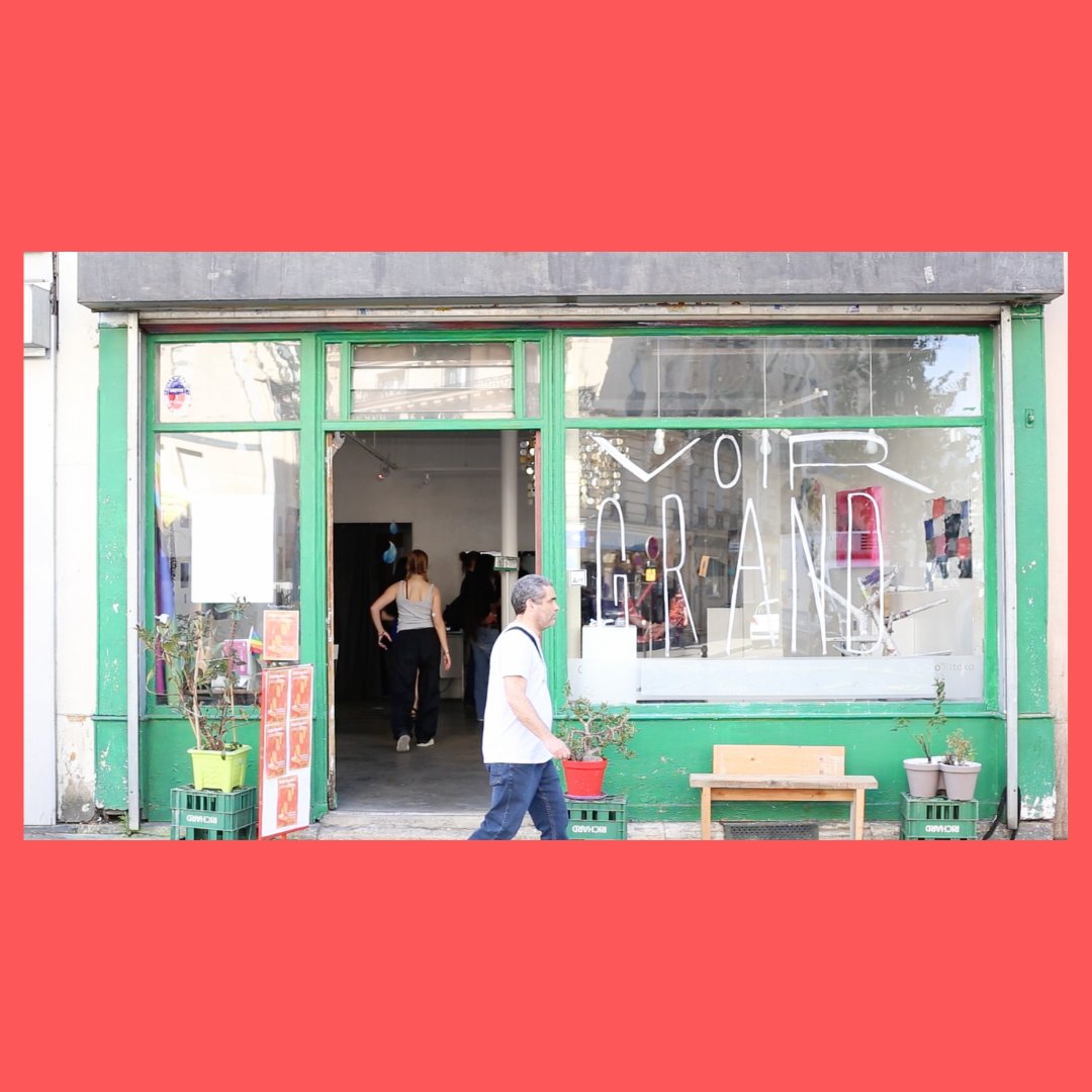 L'équipe de Canopy est ravie de vous partager la vidéo du vernissage de l'exposition de juin 2023 "VOIR GRAND" par les terminales du lycée Colbert !
🔥 LIEN ICI 🔥 : bit.ly/3DMpevj