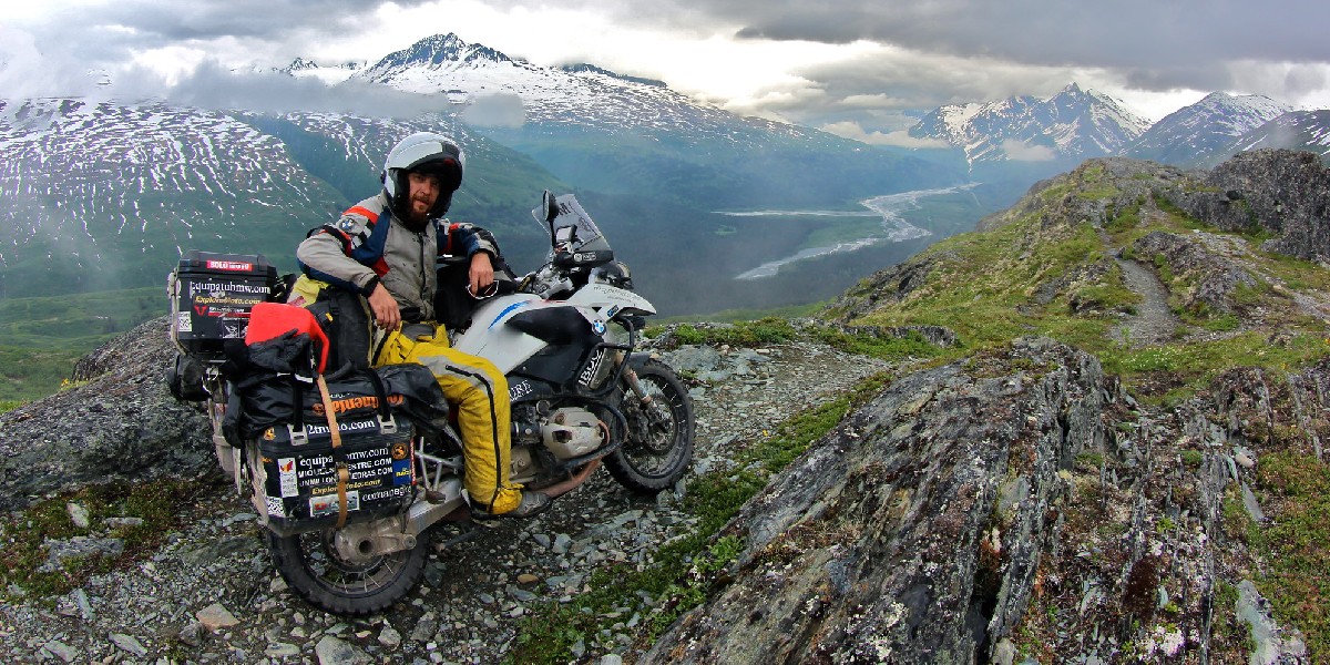 BMWMotorrad's tweet photo. #RideAndTalk is all about highlighting unique stories โ from product development to community inspiration! Explore over 80 episodes on all major podcast platforms๐
#MakeLifeARide #MR #M1000R #BMWCE02 #BMWR18 #BMWR18Custom #CustomBike #NotForSale #R1200GS #BMWMotorrad https://t.co/AW8BK9feLz