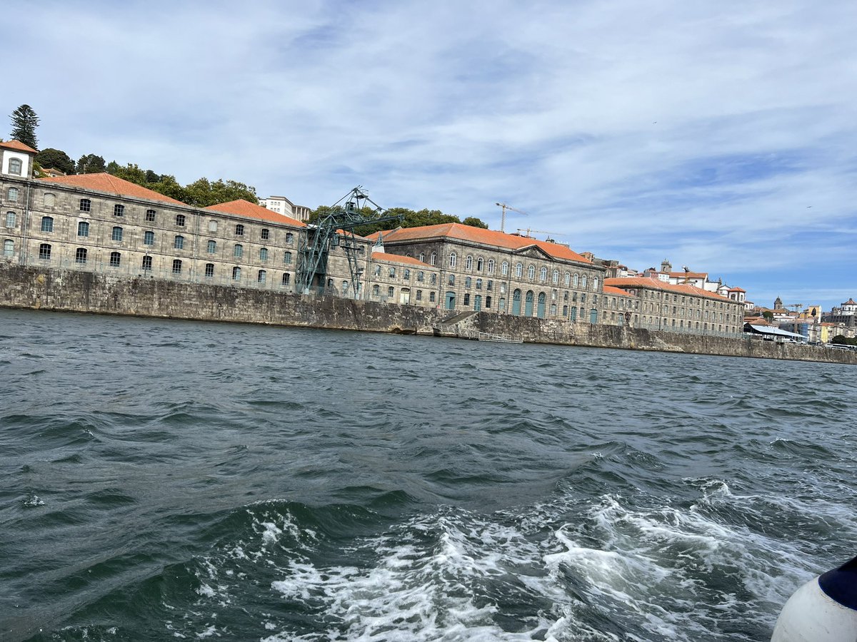 RileySci's tweet image. Some amazing neurochemistry was shared in this building last week at #ISNESN2023 thank you @ISN_society for the ability to network and meet other trainees like @schlotterose who I have had the pleasure to explore Porto with the past few days.