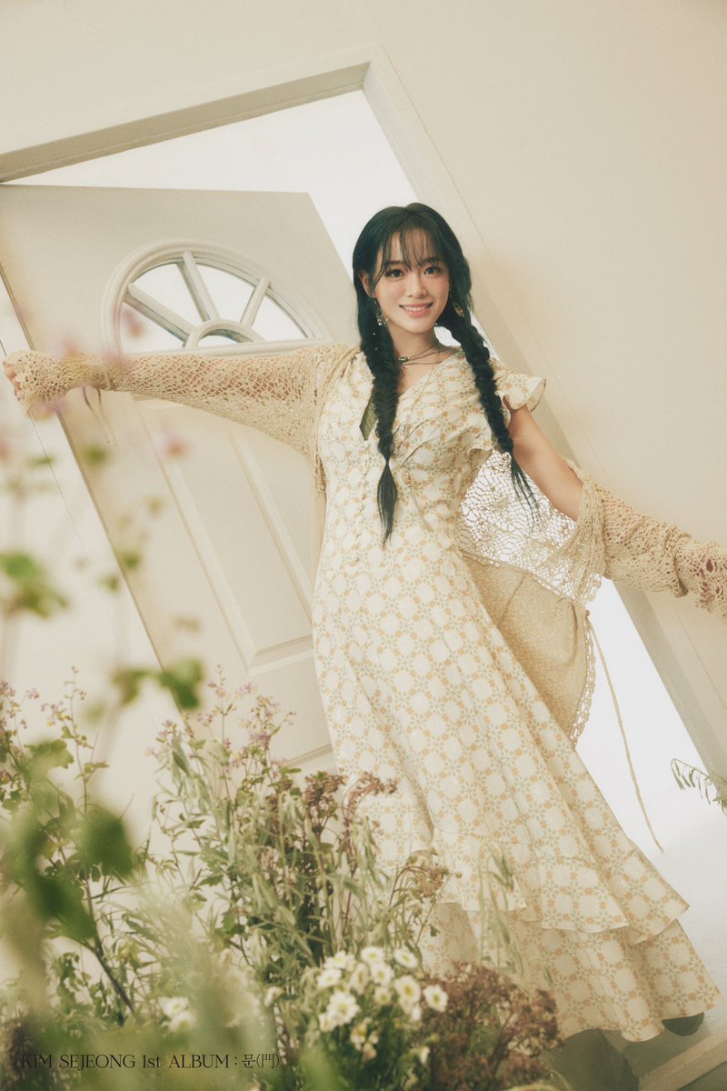 0828_kimsejeong's tweet image. KIM SEJEONG 
1st ALBUM &apos;문(門)&apos; 

OFFICIAL PHOTO &apos;KEY&apos; ver.

🎧 2023. 09. 04. 6PM (KST)

#김세정 #KIMSEJEONG
#세정 #SEJEONG
#1st_ALBUM_門
#20230904_6PM