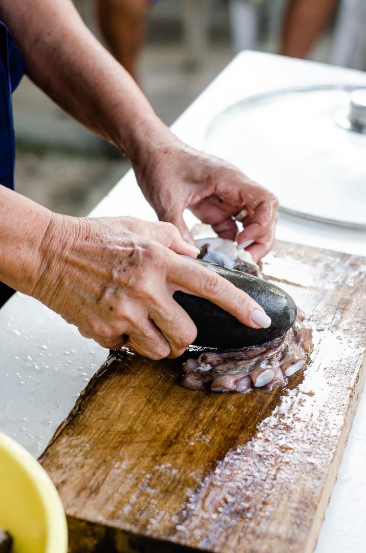 AlcaldiaManeiro's tweet photo. #FOTOS| Esta actividad se realiza en el marco de las ferias gastronómicas que realiza el municipio y busca impulsar lo autóctono tradicional con ingredientes 0 Km destacó la Directora municipal de Cultura Amanda Soriano. https://t.co/1JKzMLEIEC