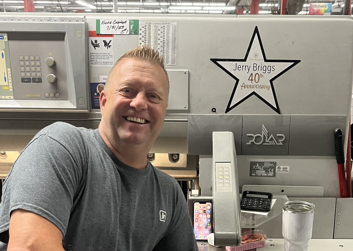 johnroberts1951's tweet photo. Jerry Briggs: A 40-Year Legacy of Service and Dedication
We occasionally get to celebrate a significant career milestone! Here we raise our hats to a 40th Anniversary with John Roberts!
https://t.co/AnNjUPmfYJ
#TeamJR #legacy #loveourpeople #team #service #dedication #fun https://t.co/aLKe5ACnHT
