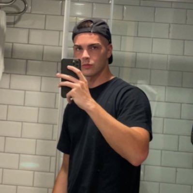 Slvzzy's tweet photo. #NeuesProfilbild https://t.co/9Jpt5diGrq