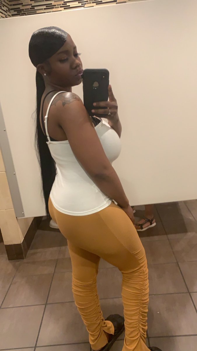 BvtchyMia's tweet photo. It’s been a while Heyyyy 👋🏾👋🏾Twitter or should I say X? https://t.co/V7WhIJZjgQ